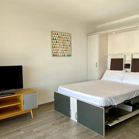 Standing Center Bay T1 8eme Avec Vue Et Parking Apartment *